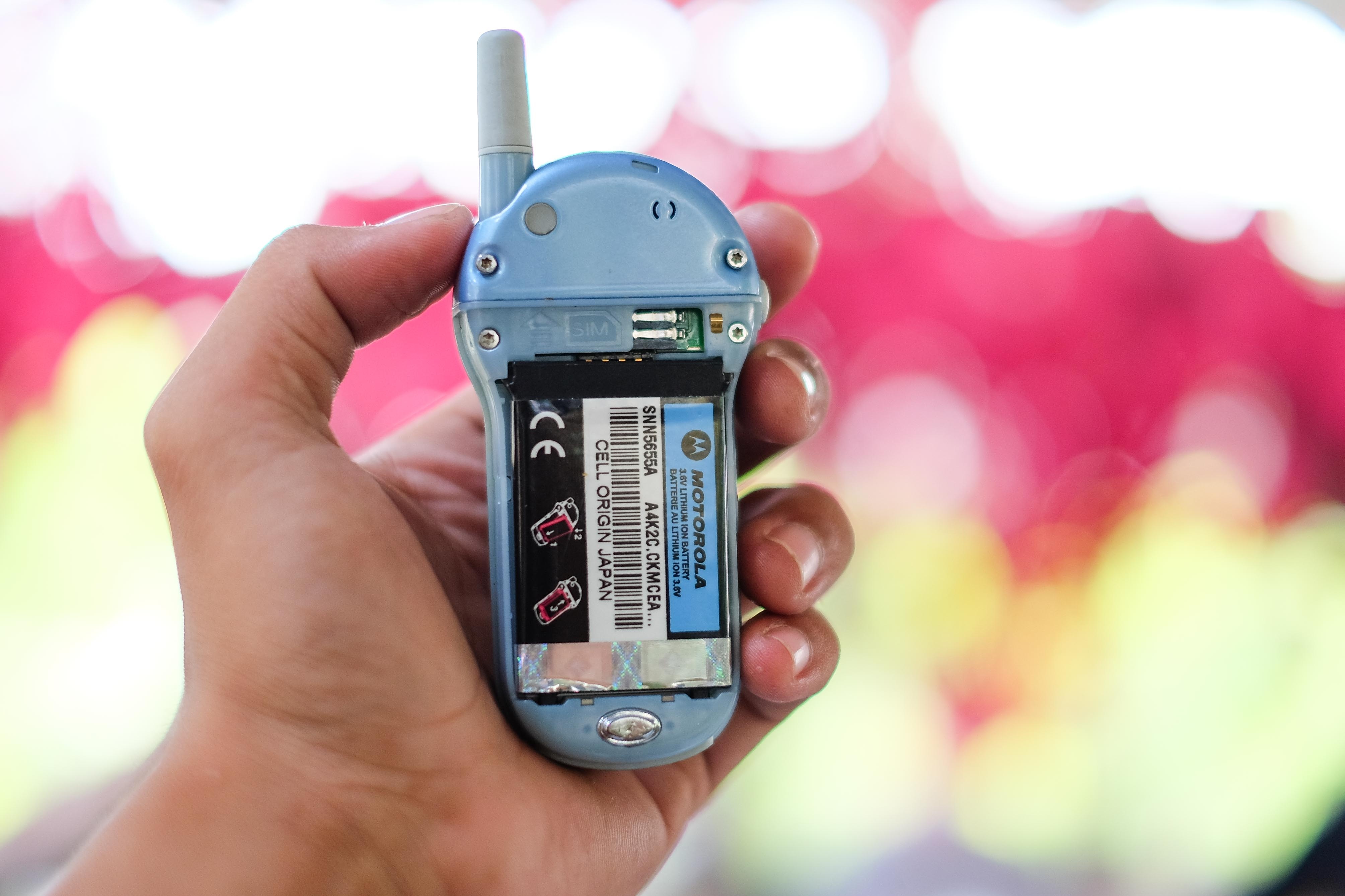 Motorola V70, Điện thoại cổ ảnh 12 Motorola V70, Dien thoai co anh 12