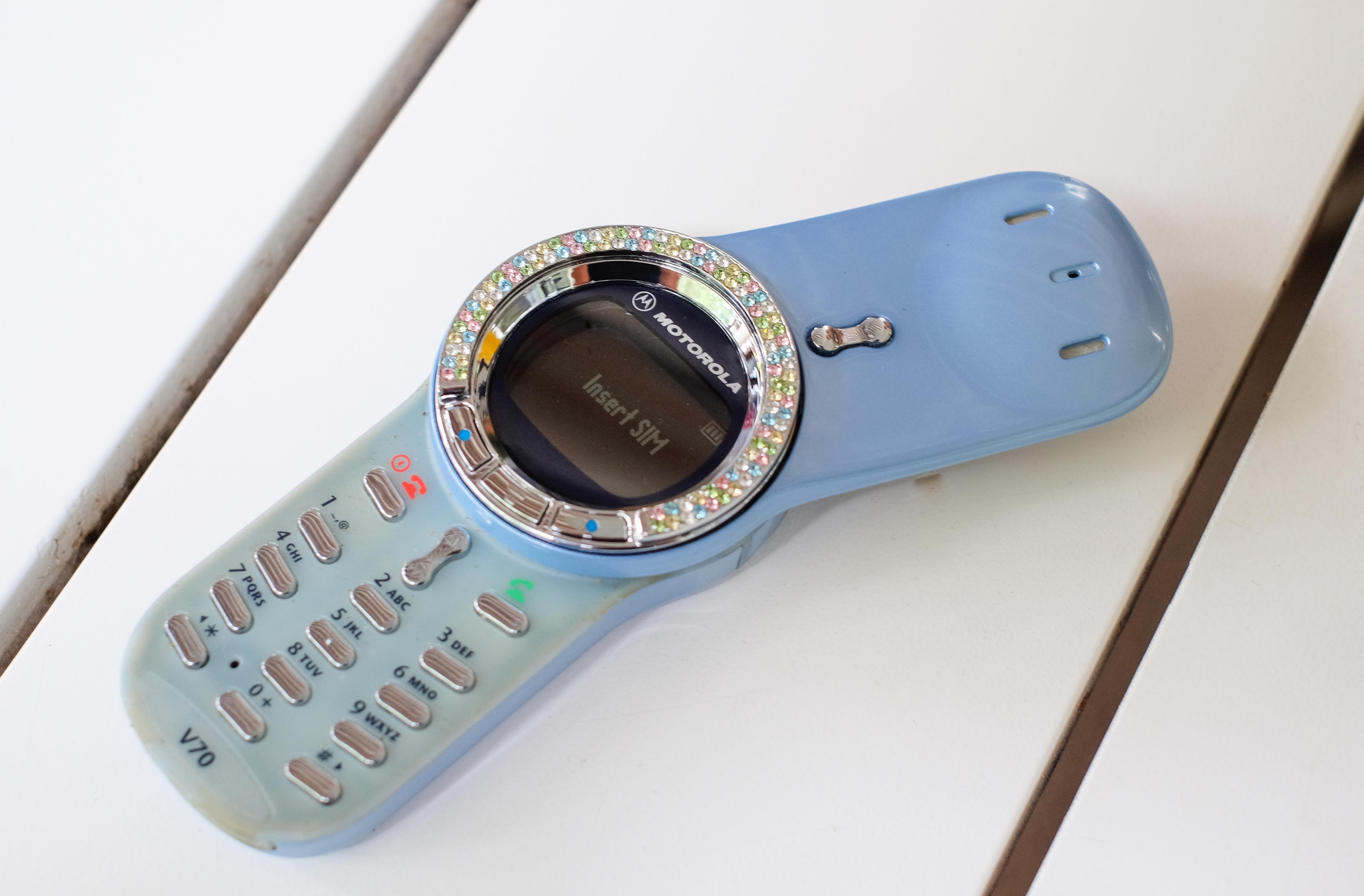 Motorola V70, Điện thoại cổ ảnh 9 Motorola V70, Dien thoai co anh 9