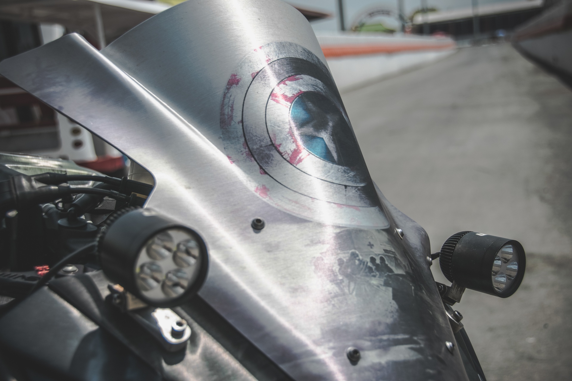 Kawasaki ZX-10R độ Captain America ảnh 8 Kawasaki ZX-10R do Captain America anh 8