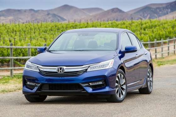 9 mẫu sedan vận hành hiệu quả và tiết kiệm nhiên liệu nhất thị trường ảnh 4 9 mau sedan van hanh hieu qua va tiet kiem nhien lieu nhat thi truong anh 4