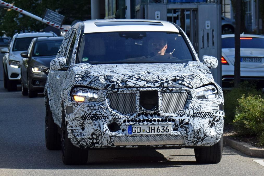 Hé lộ mẫu SUV cỡ lớn Mercedes GLS 2019 ảnh 2 He lo mau SUV co lon Mercedes GLS 2019 anh 2