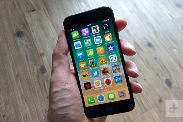 Nhung man tra tan iPhone 8 gay soc hinh anh