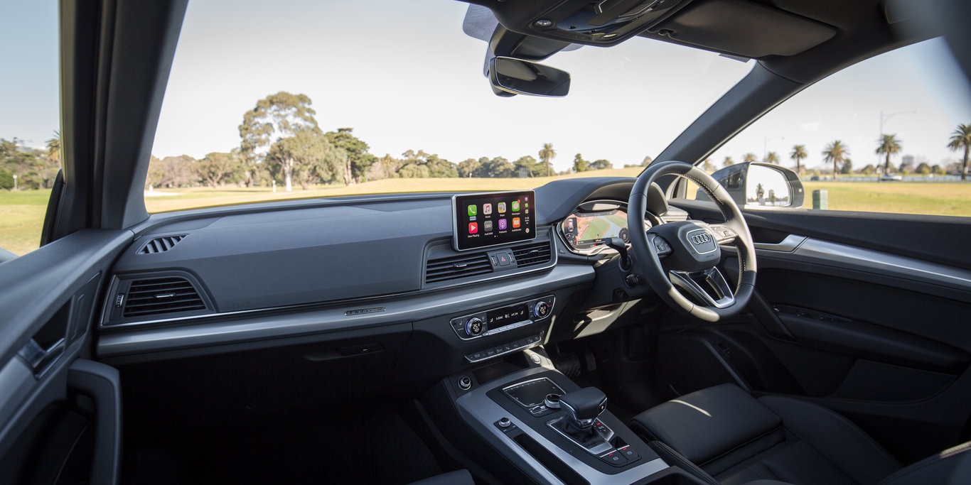 So sánh Audi Q5 TDI với Mercedes-Benz GLC 220d ảnh 2 So sanh Audi Q5 TDI voi Mercedes-Benz GLC 220d anh 2