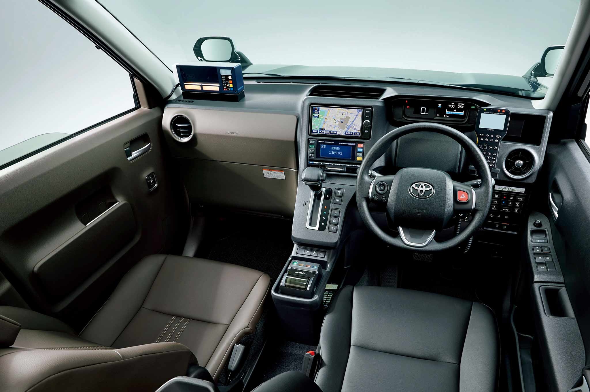 Toyota ra mắt mẫu xe taxi mới tại Nhật Bản ảnh 6 Toyota ra mat mau xe taxi moi tai Nhat Ban anh 6