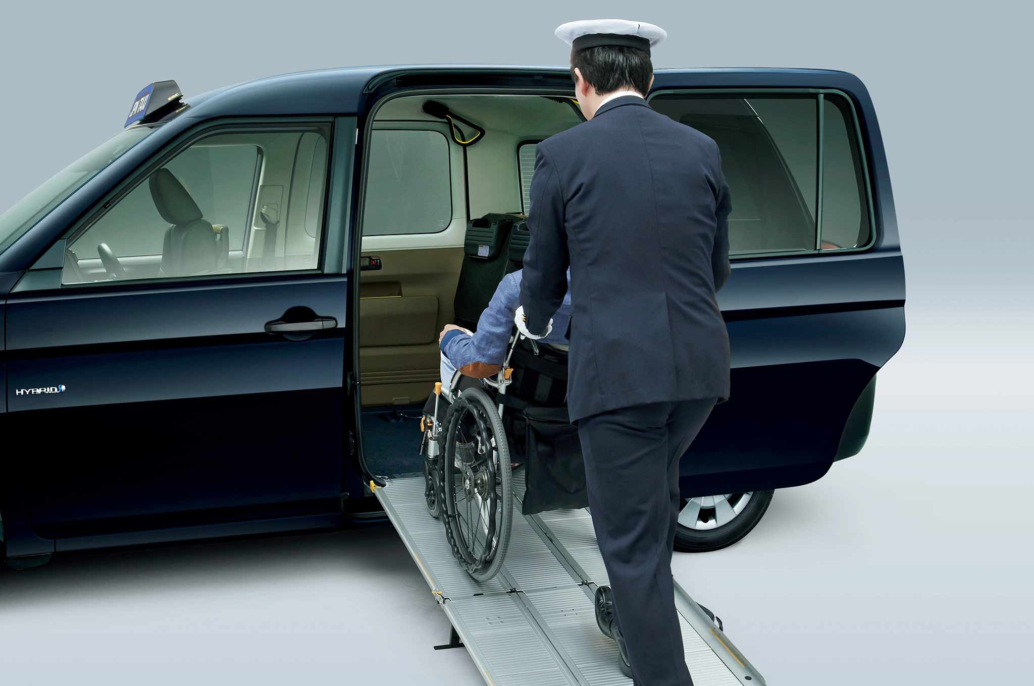 Toyota ra mắt mẫu xe taxi mới tại Nhật Bản ảnh 4 Toyota ra mat mau xe taxi moi tai Nhat Ban anh 4