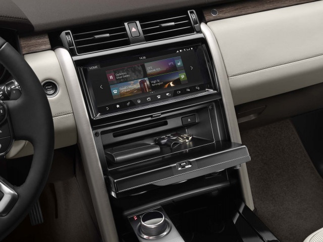 Land Rover Discovery 2018 có giá từ 53.000 USD ảnh 1 Land Rover Discovery 2018 co gia tu 53.000 USD anh 1