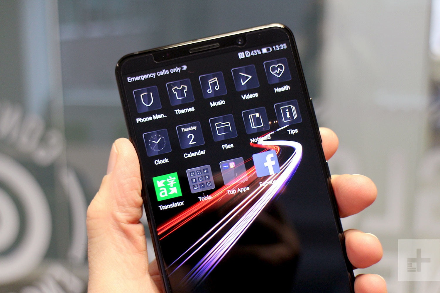 Huawei Mate 10 Pro sieu sang dat gap nhieu lan iPhone X hinh anh