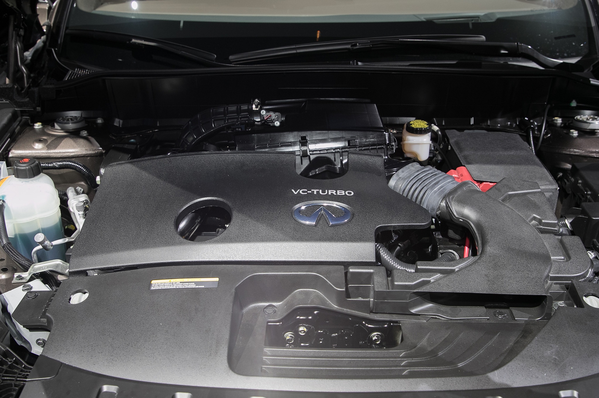 Infiniti QX50 2019 hiện đại với động cơ biến thiên tỷ số nén ảnh 1 Infiniti QX50 2019 hien dai voi dong co bien thien ty so nen anh 1