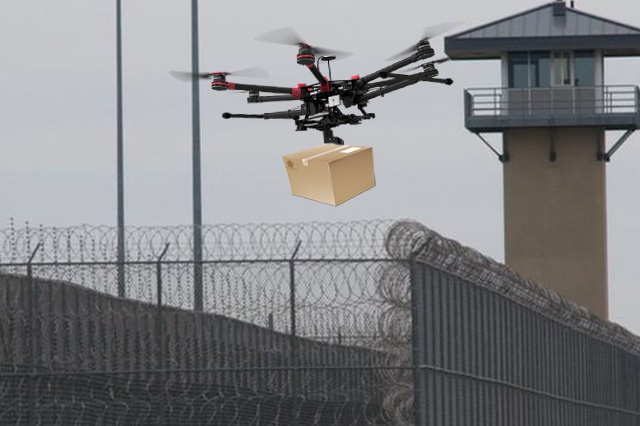 Bắt băng nhóm dùng drone chuyển hàng cho tù nhân ảnh 1 Bat bang nhom dung drone chuyen hang cho tu nhan anh 1