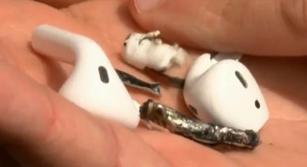 Apple AirPod boc khoi ngay trong tai iFan roi phat no hinh anh