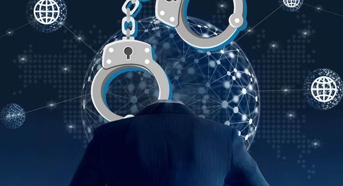 Tom trum gian lan online, thu giu 840 trieu USD tien bitcoin hinh anh