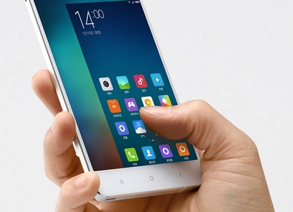 Dieu khien smartphone de dang bang mot tay hinh anh