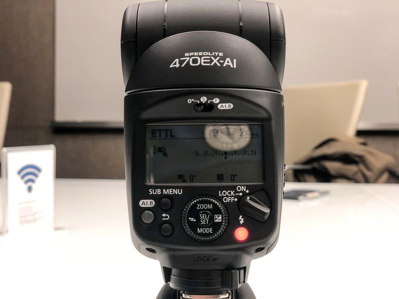 Den flash may anh moi cua Canon tu tim huong chup tot nhat hinh anh