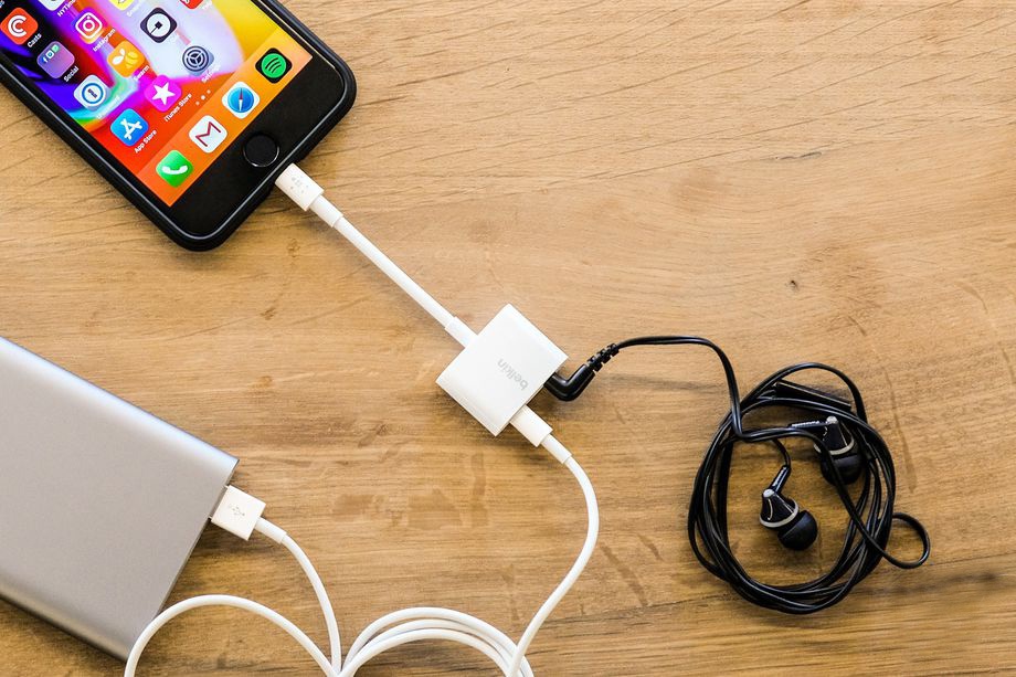 Dien thoai Android sao chep iPhone X anh 3