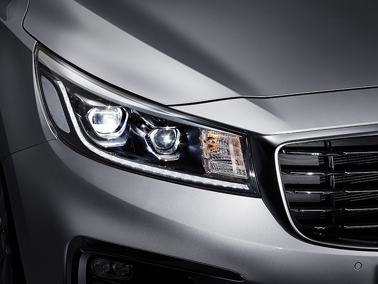 Kia ra mắt phiên bản nâng cấp Carnival ảnh 10 Kia ra mat phien ban nang cap Carnival anh 10