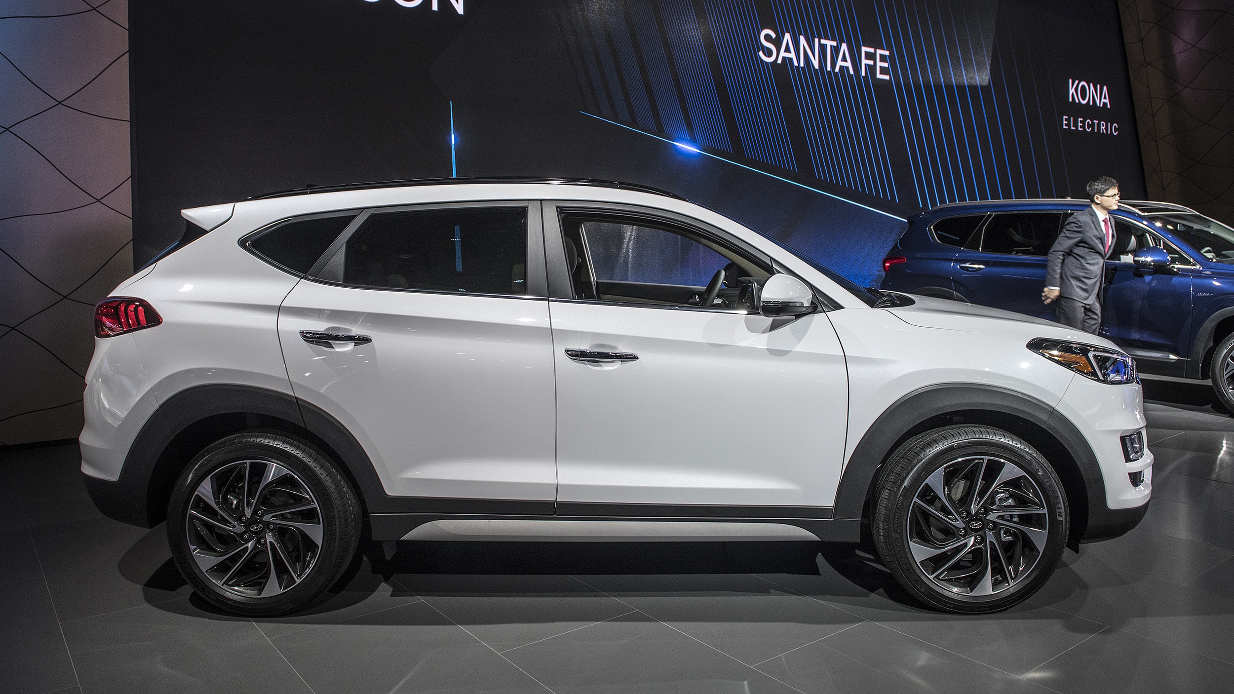 Hyundai Tucson 2019 trinh lang anh 6