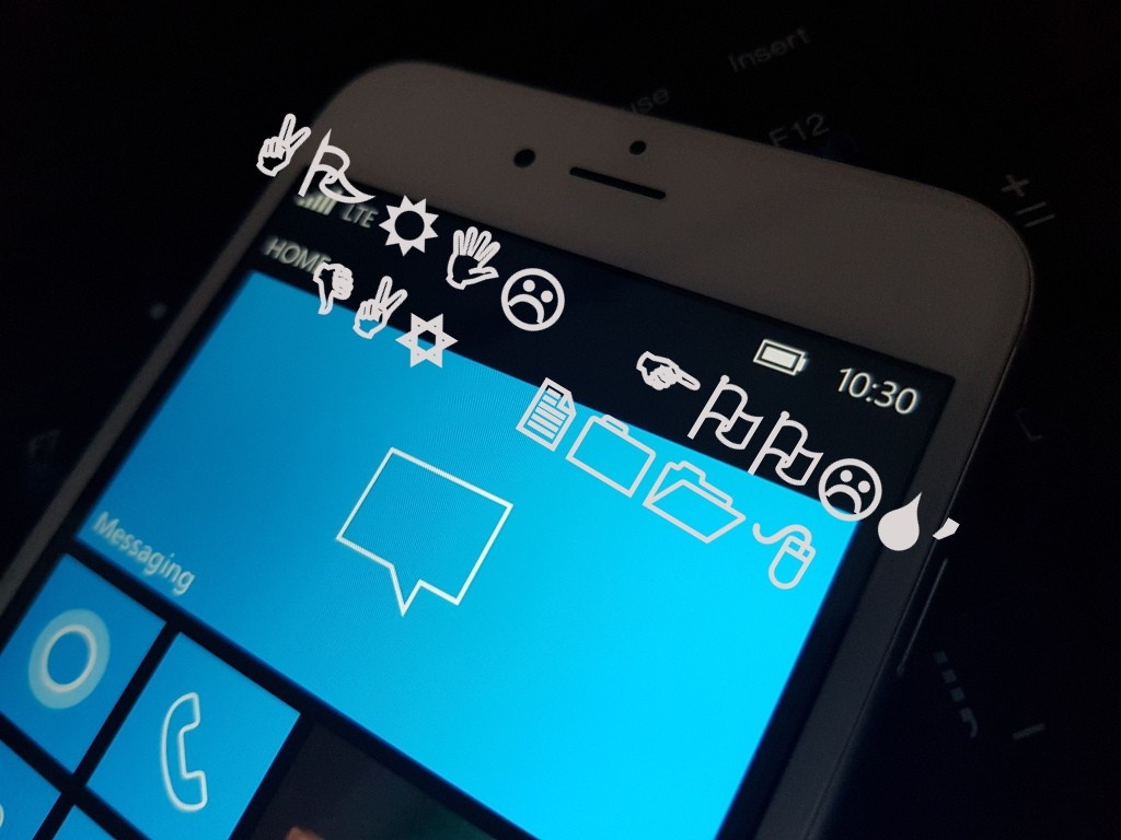iPhone chay Windows 10 Mobile anh 3