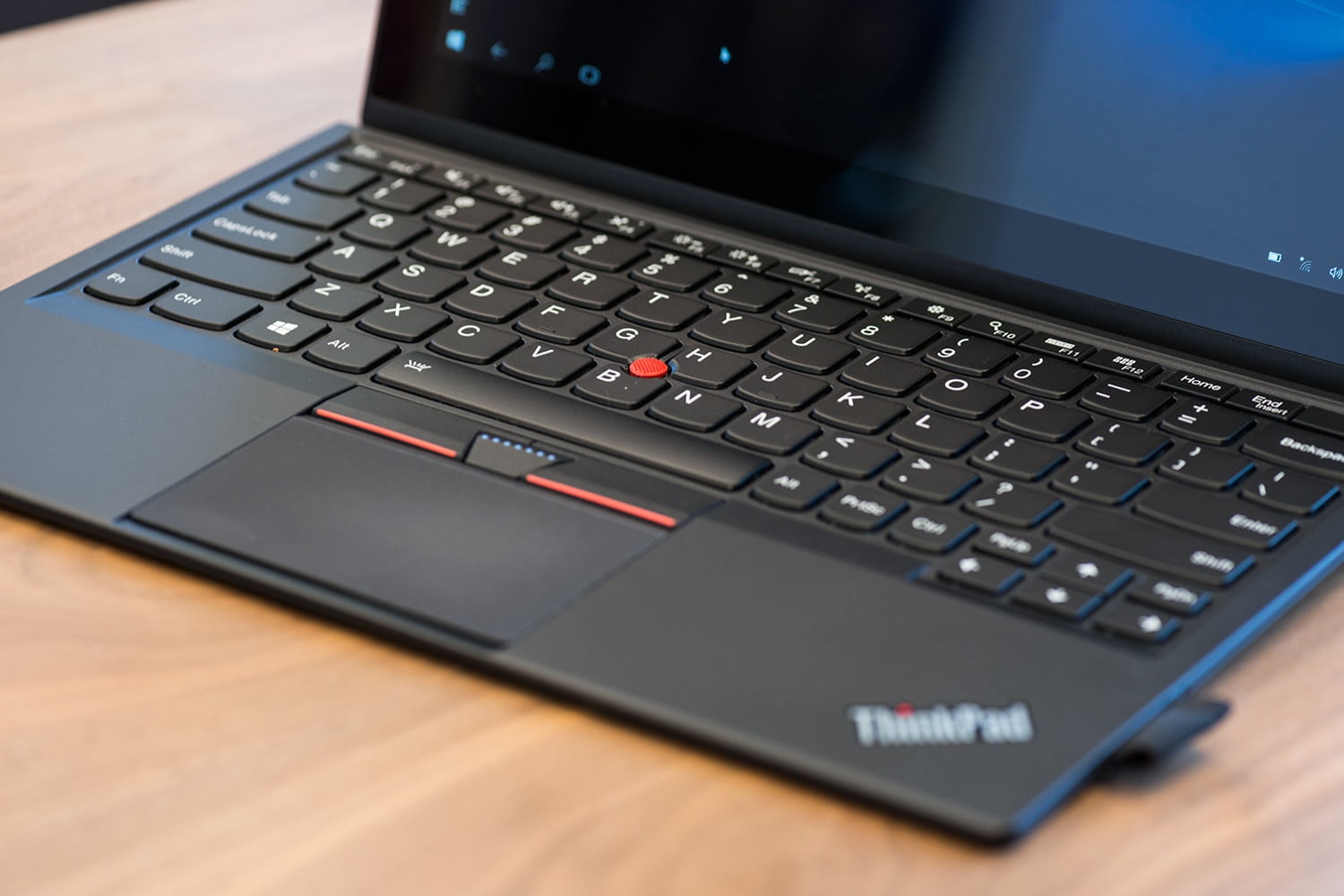 ThinkPad dang xa roi tam voi cua nguoi dung pho thong? hinh anh