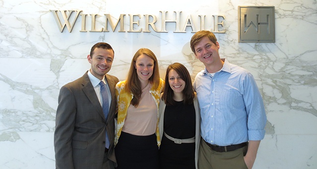 Zuckerberg chuan bi cho buoi dieu tran anh 2