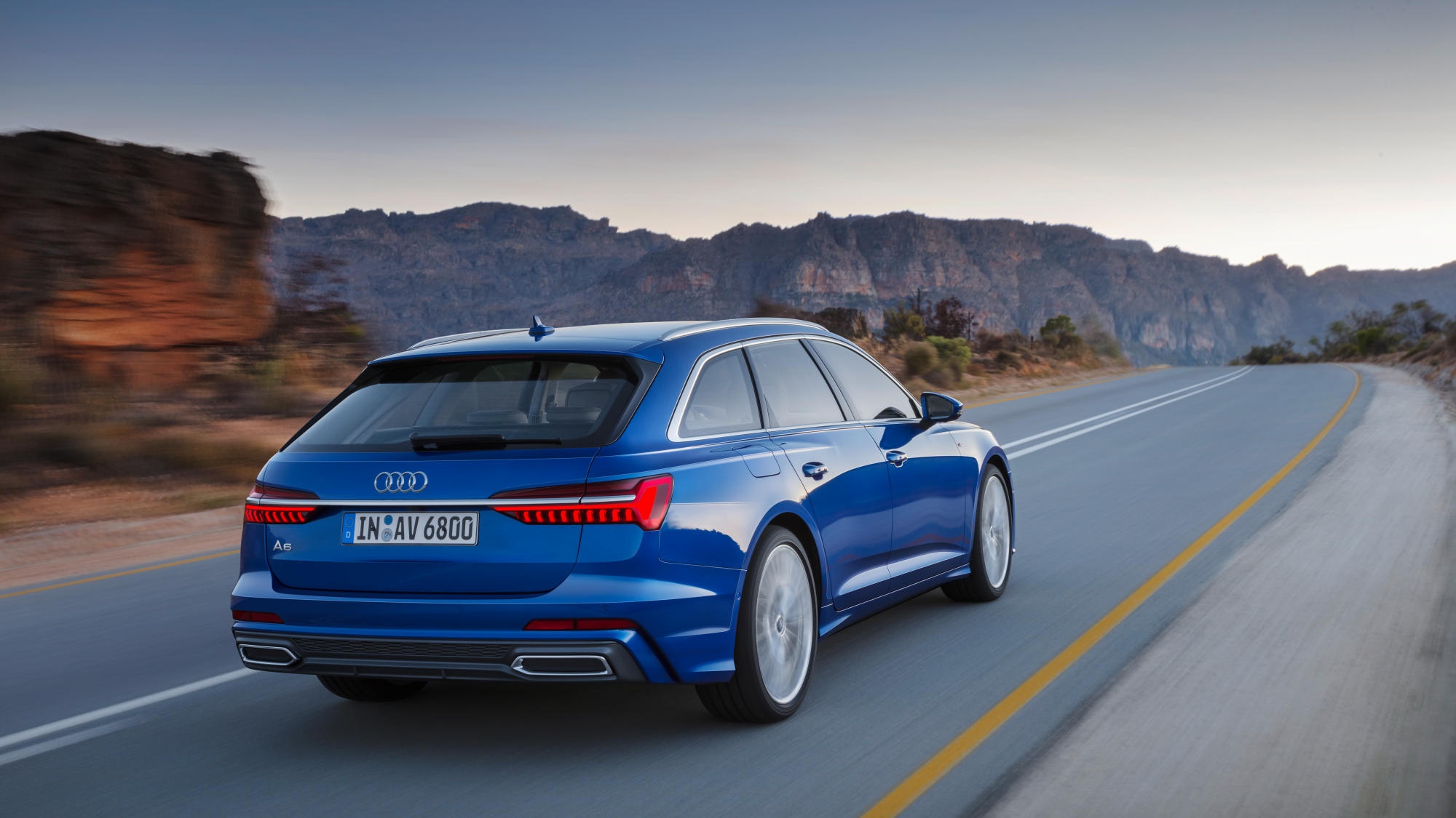 Audi A6 Avant 2019 – mẫu xe hoàn hảo cho gia đình ảnh 4 Audi A6 Avant 2019 – mau xe hoan hao cho gia dinh anh 4
