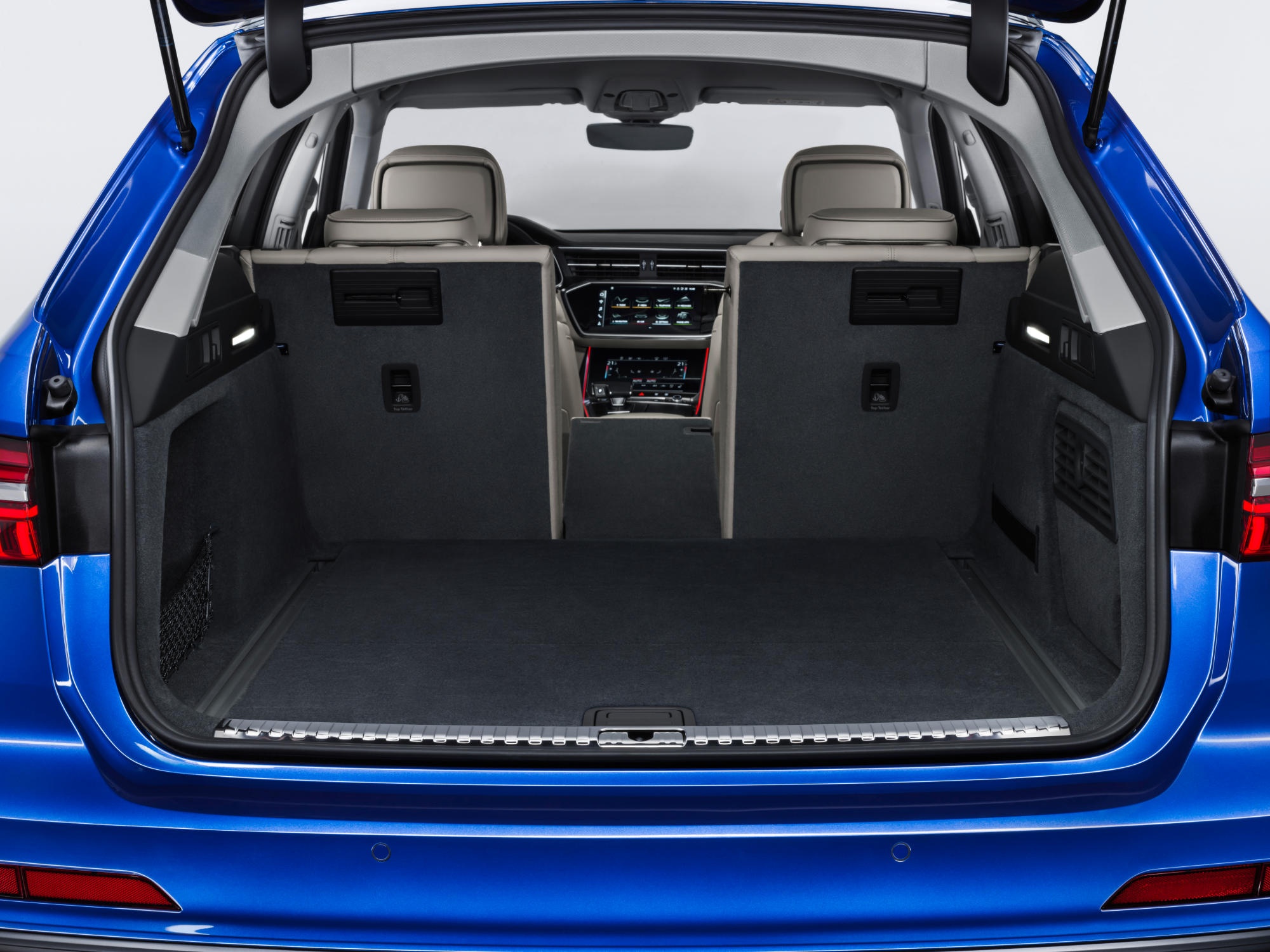 Audi A6 Avant 2019 – mẫu xe hoàn hảo cho gia đình ảnh 7 Audi A6 Avant 2019 – mau xe hoan hao cho gia dinh anh 7