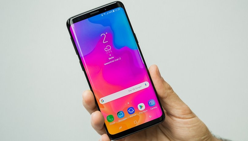 Uu va khuyet diem cua smartphone man hinh 18:9 hinh anh