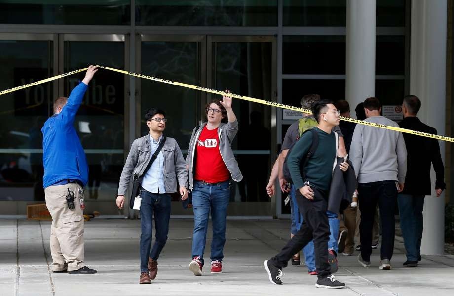 Bi de doa nhu com bua, nhan vien YouTube song trong so hai hinh anh