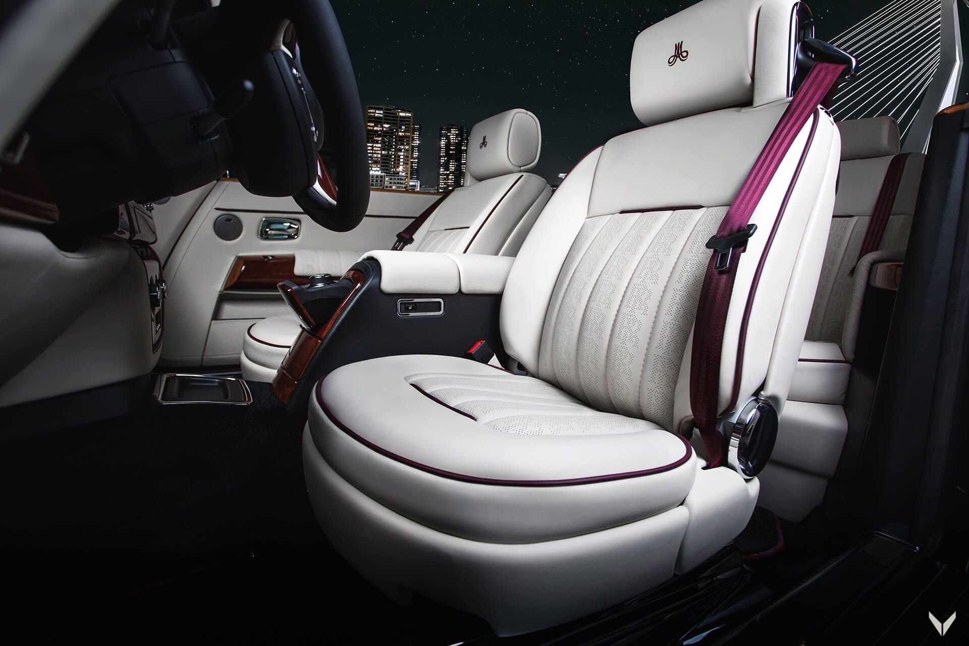 Siêu xe Rolls-Royce phiên bản ‘Anh đào' ảnh 5 Sieu xe Rolls-Royce phien ban ‘Anh dao' anh 5