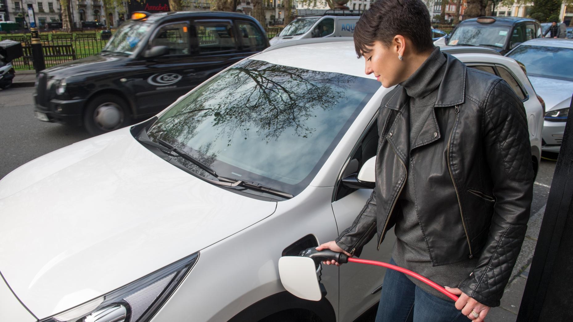 Nhung lam tuong ve xe dien anh 2