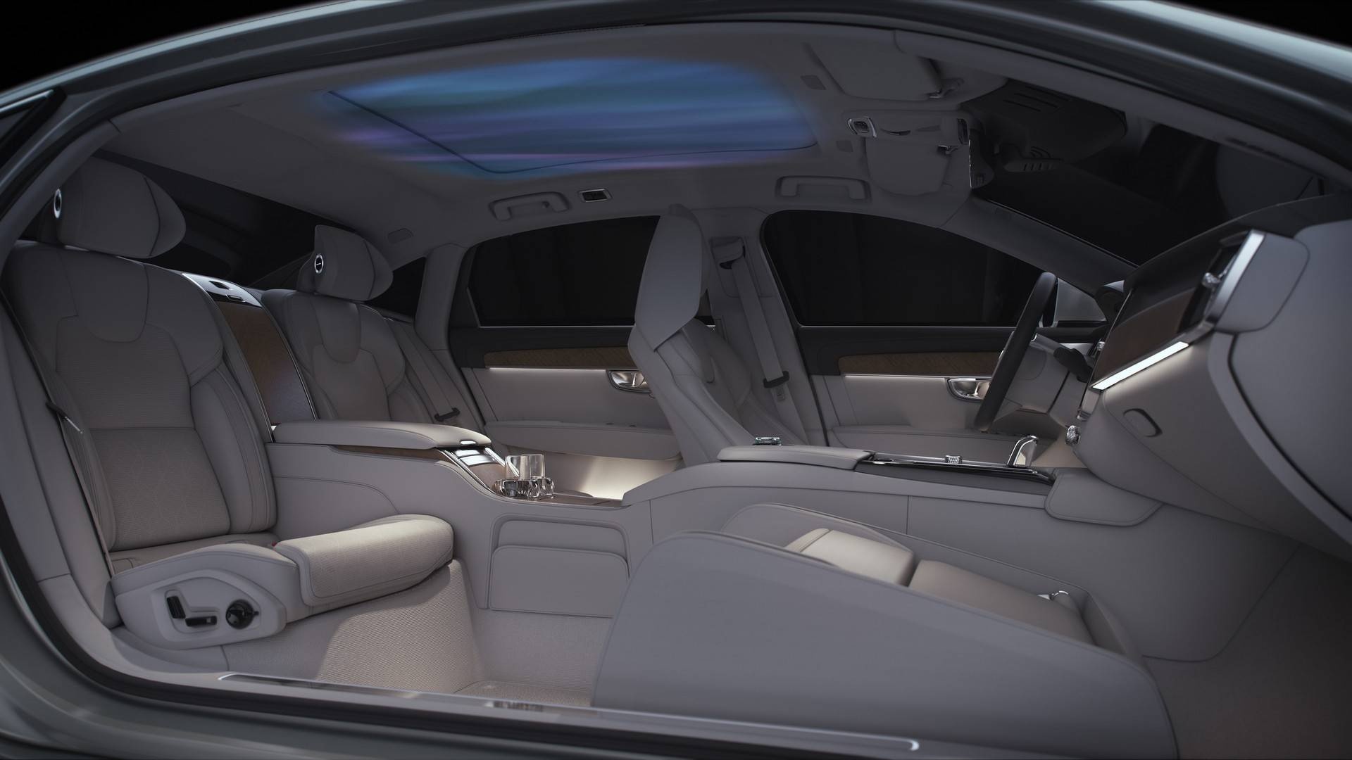 Concept xe 3 chỗ lạ mắt của Volvo ảnh 2 Concept xe 3 cho la mat cua Volvo anh 2