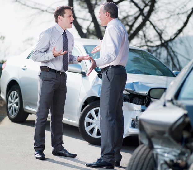 Cách giải quyết khi va chạm xe ảnh 2 Cach giai quyet khi va cham xe anh 2