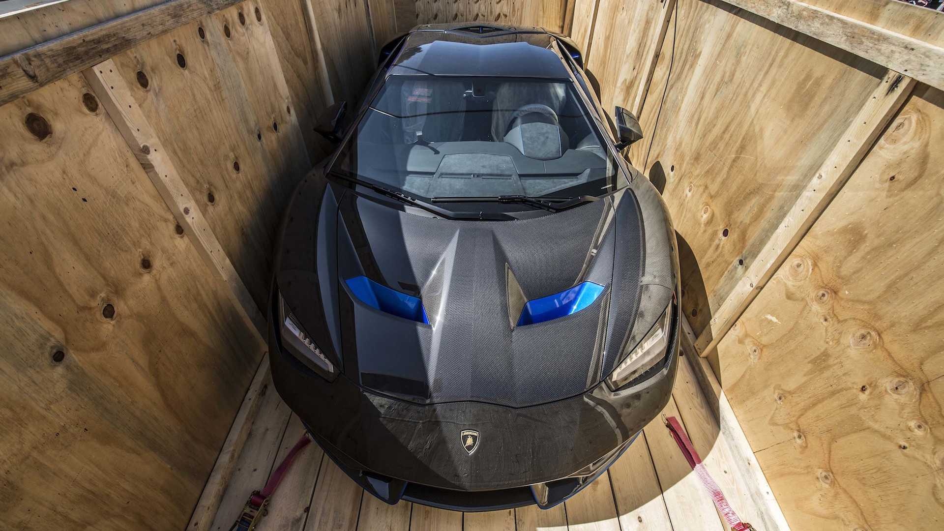 Triệu hồi siêu xe Lamborghini 2, 4 triệu USD ảnh 6 Trieu hoi sieu xe Lamborghini 2, 4 trieu USD anh 6