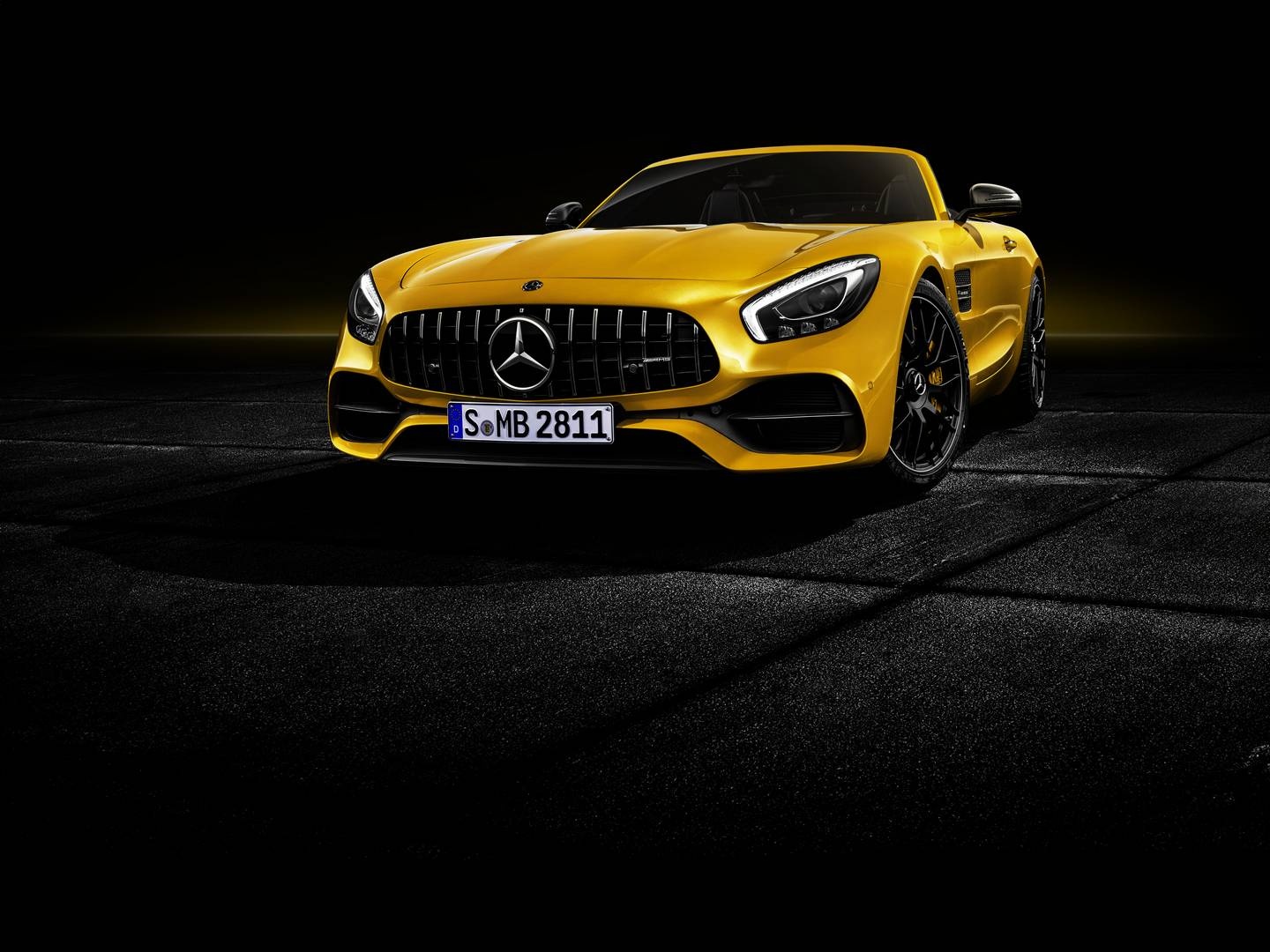 Mercedes-AMG GT S Roadster 2019 mui tran manh me va cuon hut anh 3