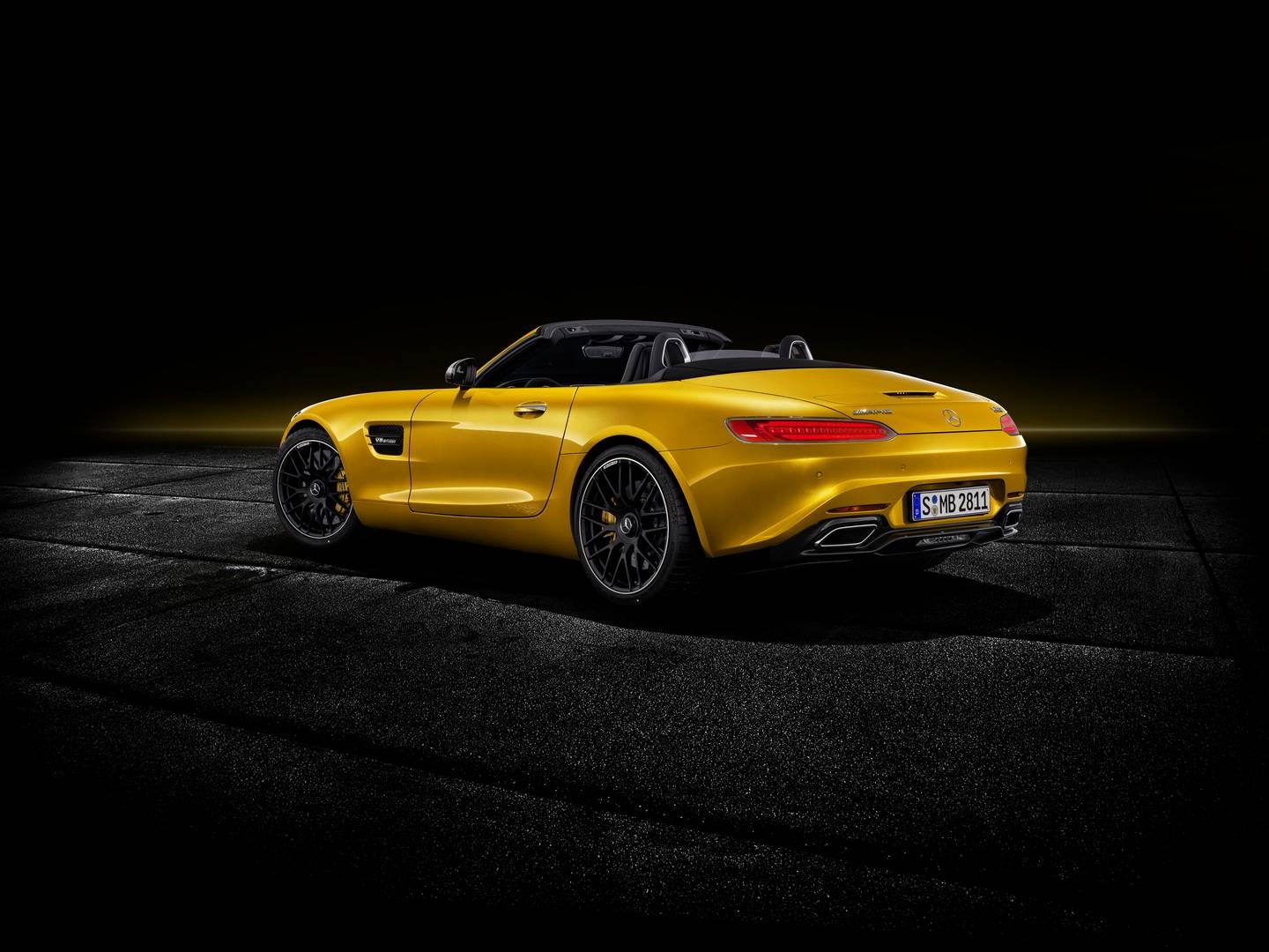 Mercedes-AMG GT S Roadster 2019 mui tran manh me va cuon hut anh 6
