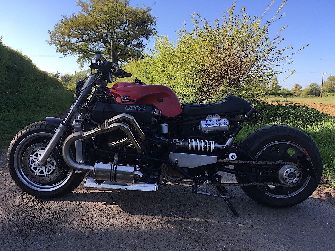 Môtô dùng động cơ Audi V6 ảnh 2 Moto dung dong co Audi V6 anh 2