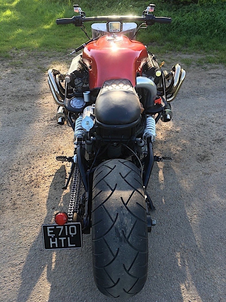 Môtô dùng động cơ Audi V6 ảnh 5 Moto dung dong co Audi V6 anh 5