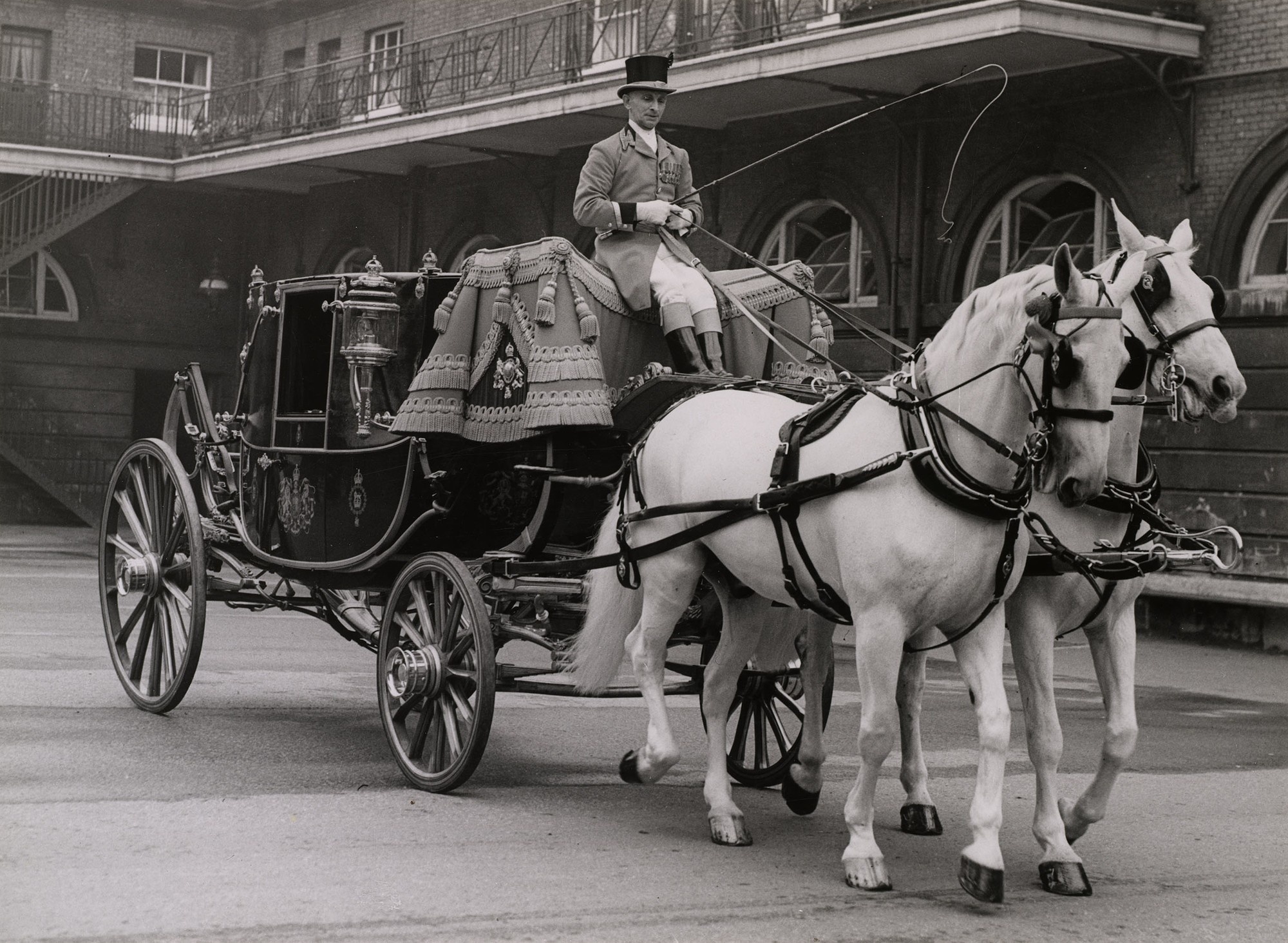 Bo suu tap xe cua Hoang gia Anh anh 9