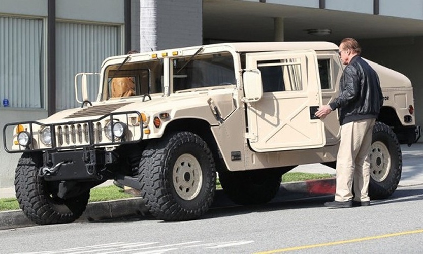 Hummer H1 duoc nang cap moi anh 3