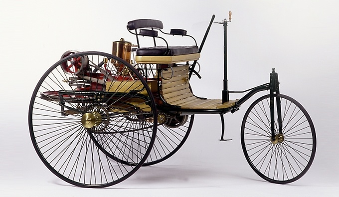 Nha may moi cua Mercedes anh 4