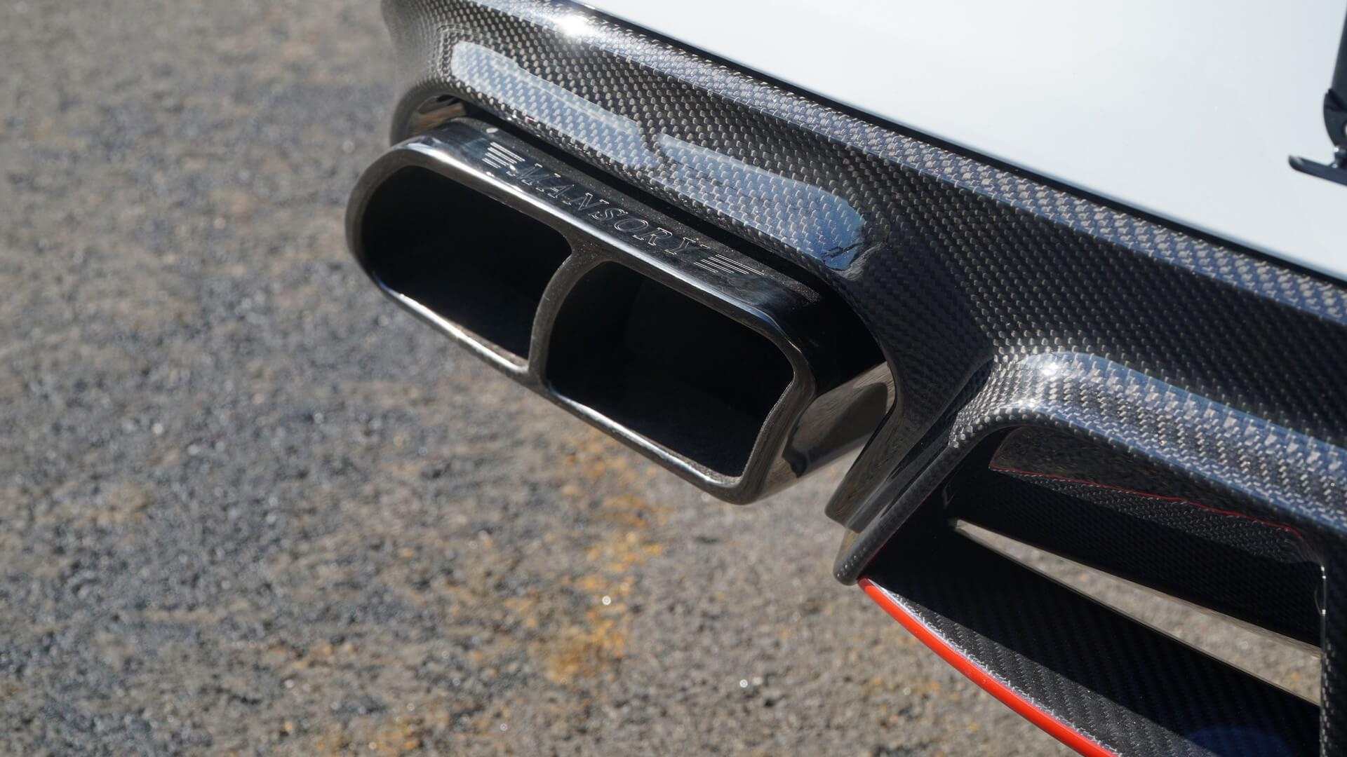 Mercedes-AMG C63 ‘hoa than’ thanh xe dua anh 8