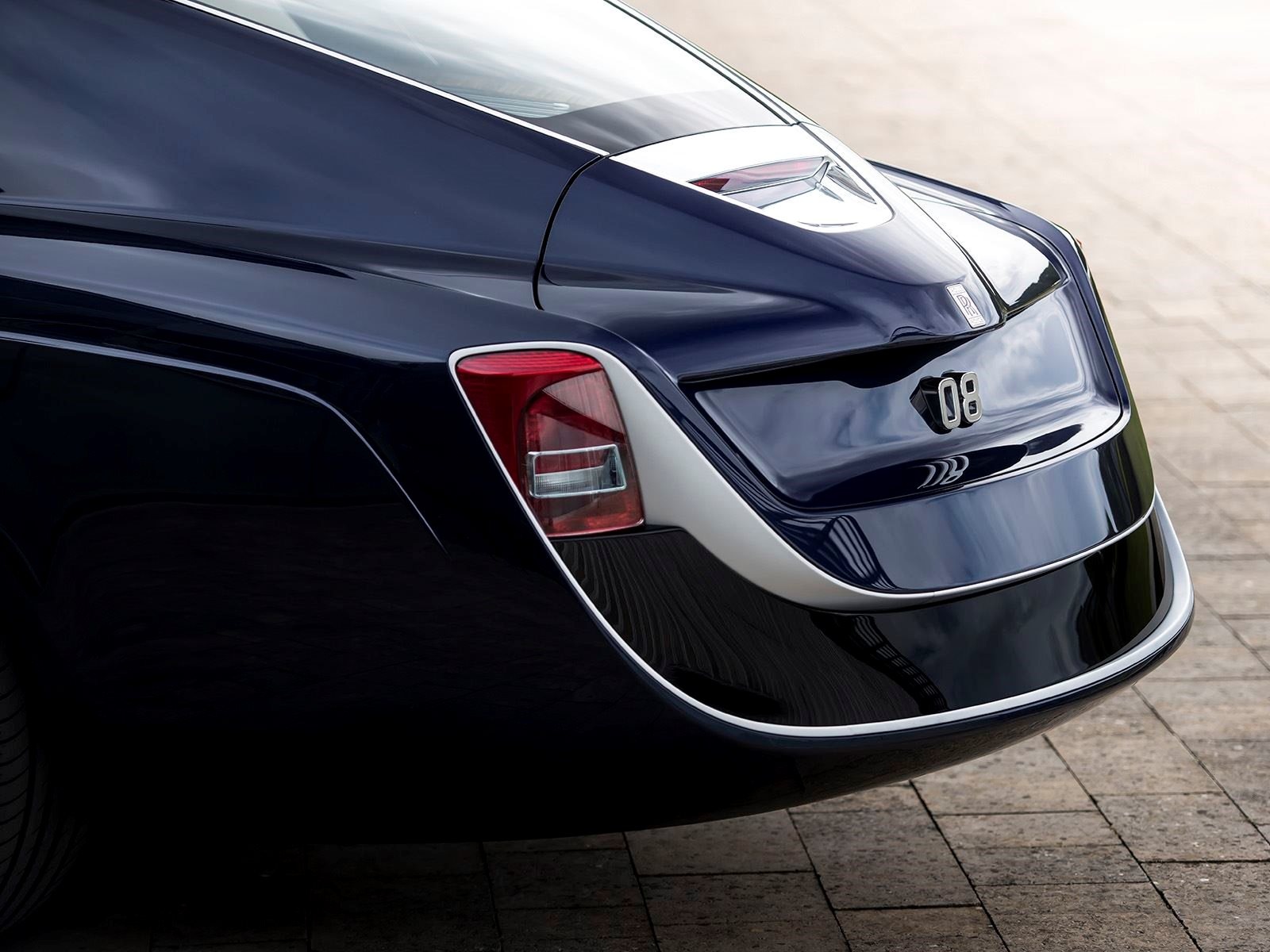 Rolls-Royce ra mau xe dat nhat the gioi anh 5