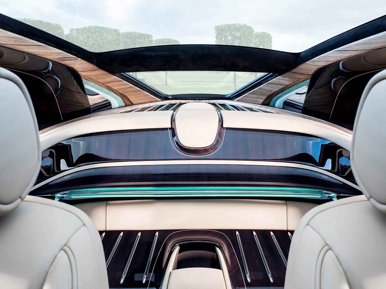 Rolls-Royce ra mau xe dat nhat the gioi anh 3