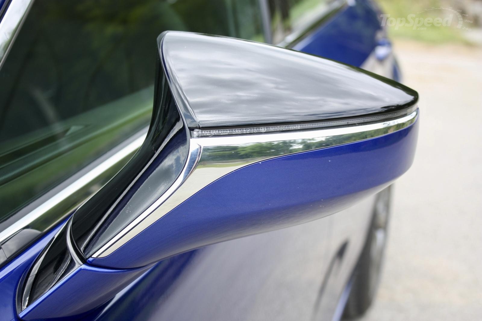 Lexus ES day cuon hut voi phien ban the thao anh 6