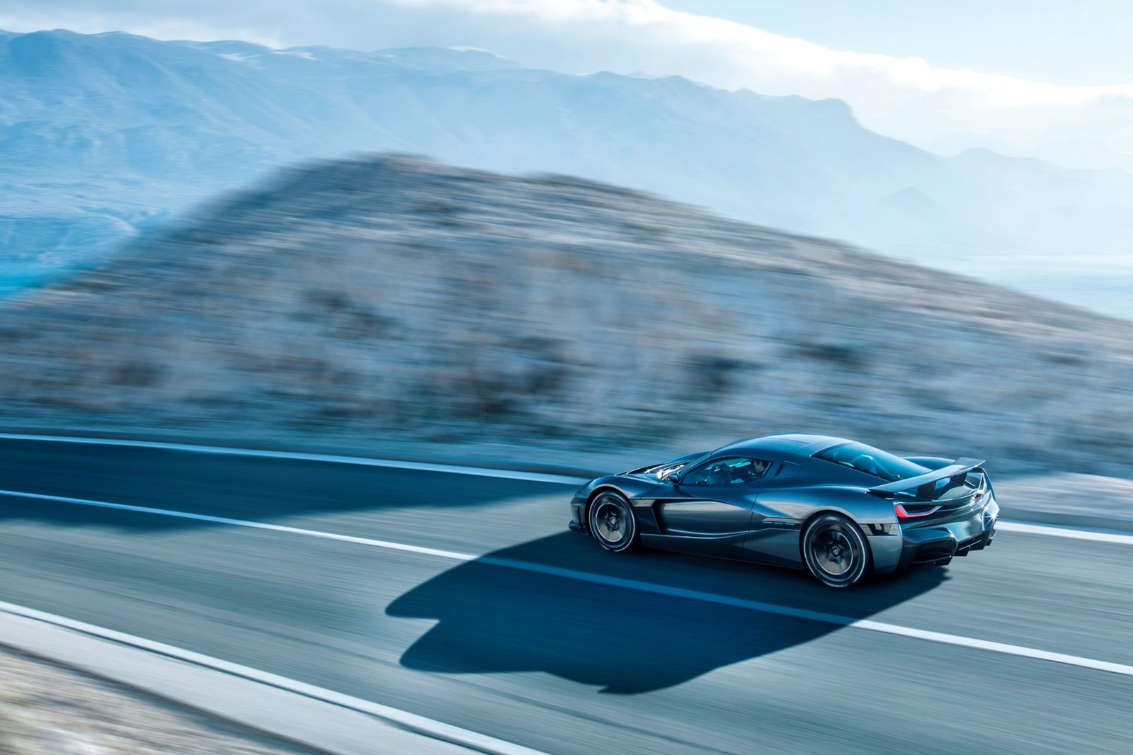 Danh gia sieu xe dien Rimac C_Two anh 1