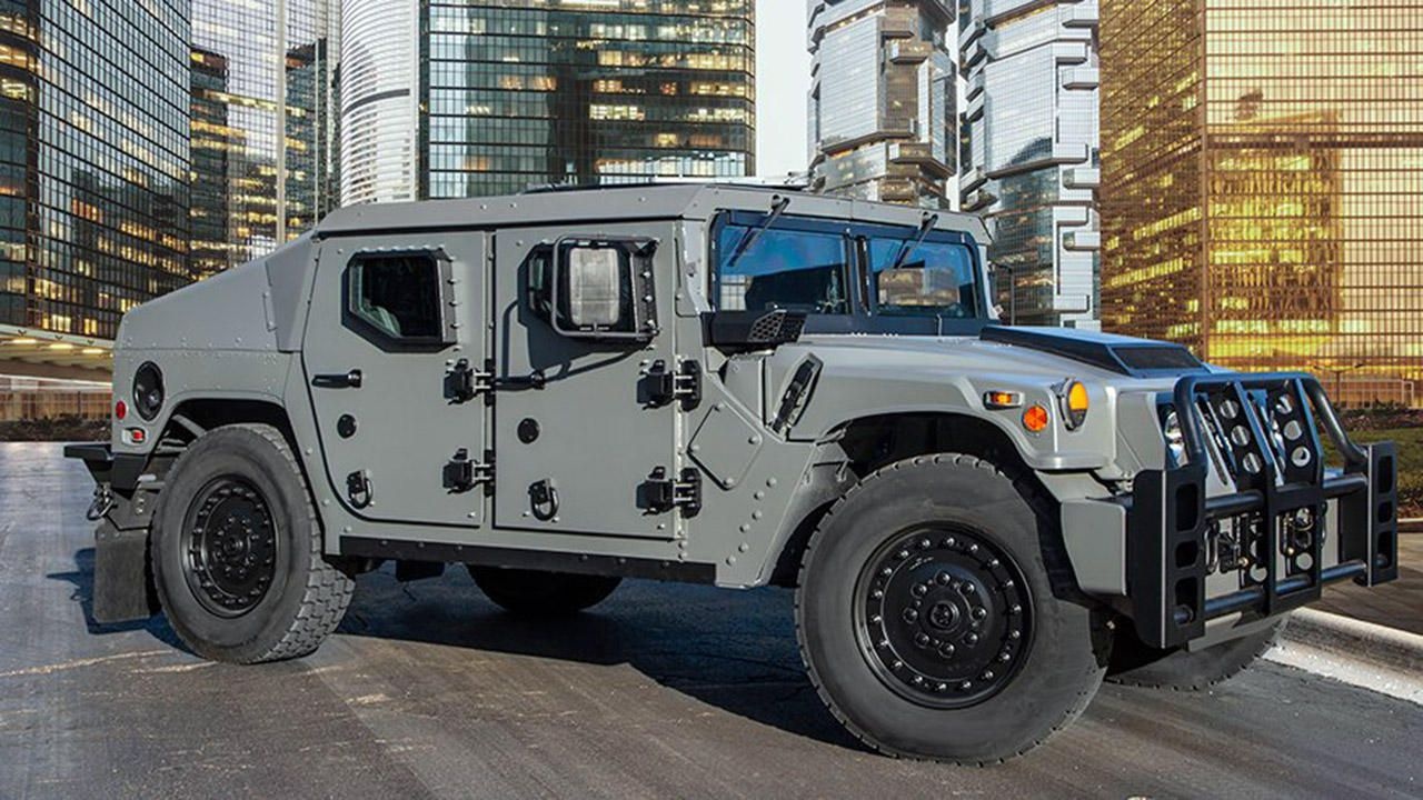 Humvee quan su duoc nang cap lon anh 6