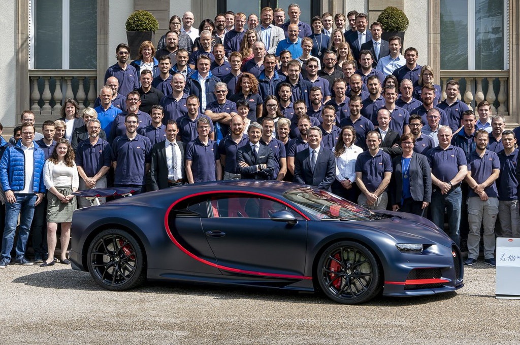 Sieu Bugatti Chiron moi gia 6 trieu USD anh 5