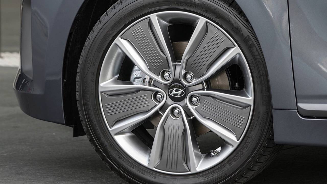 Cach tiet kiem nhien lieu cho oto anh 3