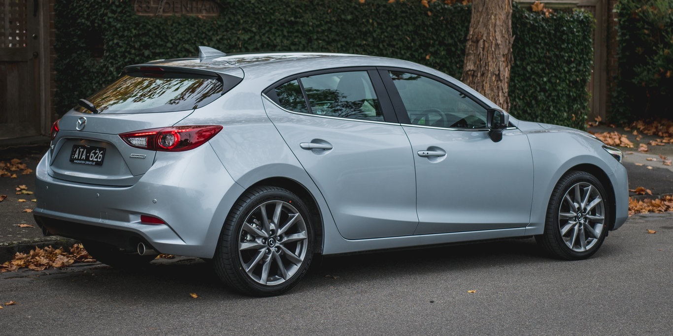 So sanh Honda Civic va Mazda 3,  Honda Civic,  Mazda 3 anh 3