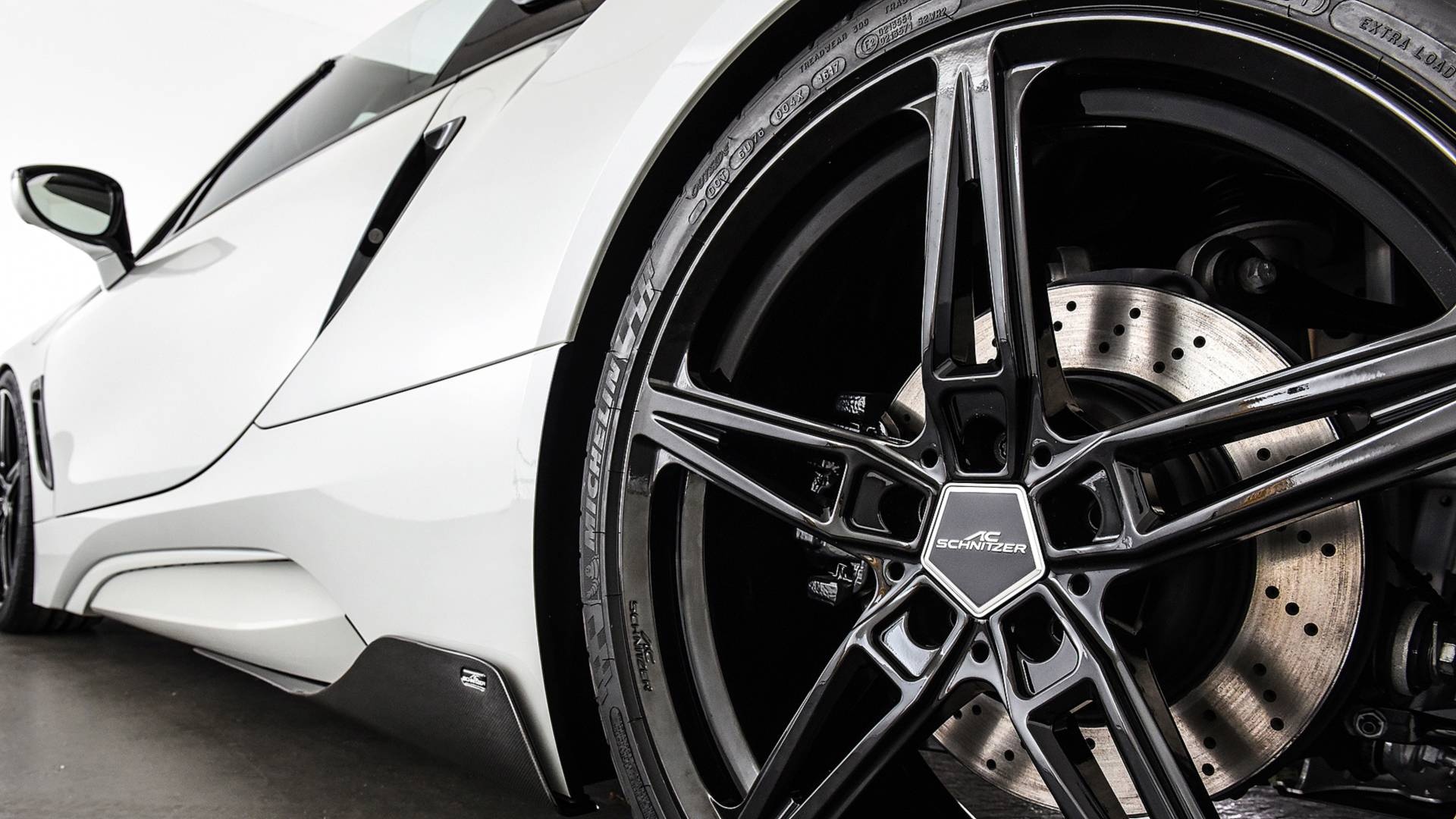 BMW i8 cực hầm hố của xưởng độ AC Schnitzer ảnh 4 BMW i8 cuc ham ho cua xuong do AC Schnitzer anh 4