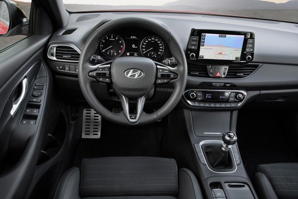 Hyundai ra mắt dòng thể thao i30 N-Line, Hyundai, i30, N-Line ảnh 5 Hyundai ra mat dong the thao i30 N-Line, Hyundai, i30, N-Line anh 5